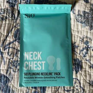 **New Sio Plunging Neckline Pack